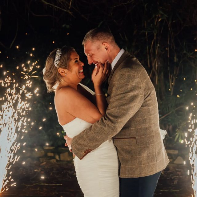 ✨️ H A P P Y  N E W  Y E A R ✨️ and congratulations to Mr & Mrs Taylor who saw out the new year in style with an awesome party and really got me excited for 2024!
.
.
.

@crown_hotel_bawtry
@georgiaeve.mua

#sparklersendoff #winterweddings #newyearevewedding #2024brides #2025bride #realwedding⁠ #documentaryweddingphotography #yourdayyourway #englishwedding  #weddingdress #realweddingmoments #grantleyhallwedding #grantleyhall #luxurywedding #yorkshireweddingphotographer #yorkshireweddingsupplier #lovelucille